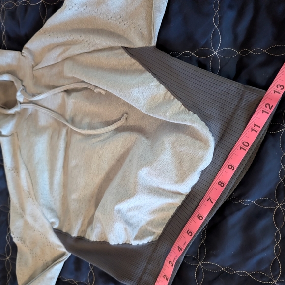 Gray Lightweight Pullover with Subtle Ribbing - Picture 13 of 17